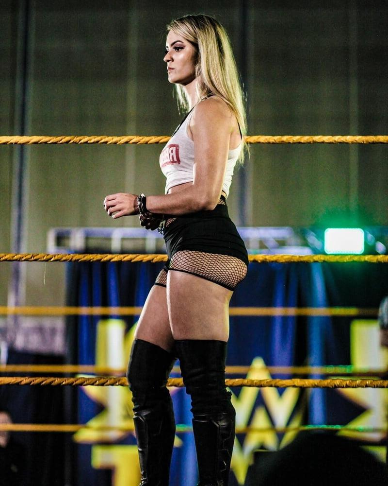 25P WWE Wrestling Divas Mix 50 (cute1foryou)