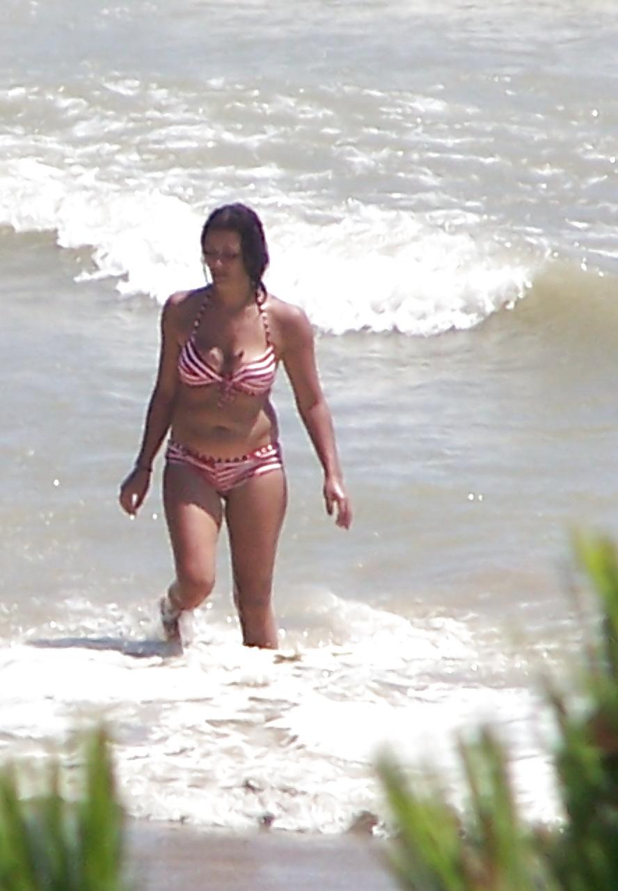 25P In the beach 2