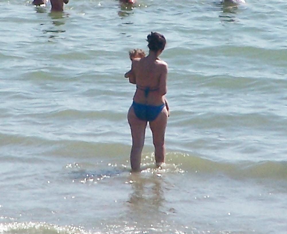 25P In the beach 2