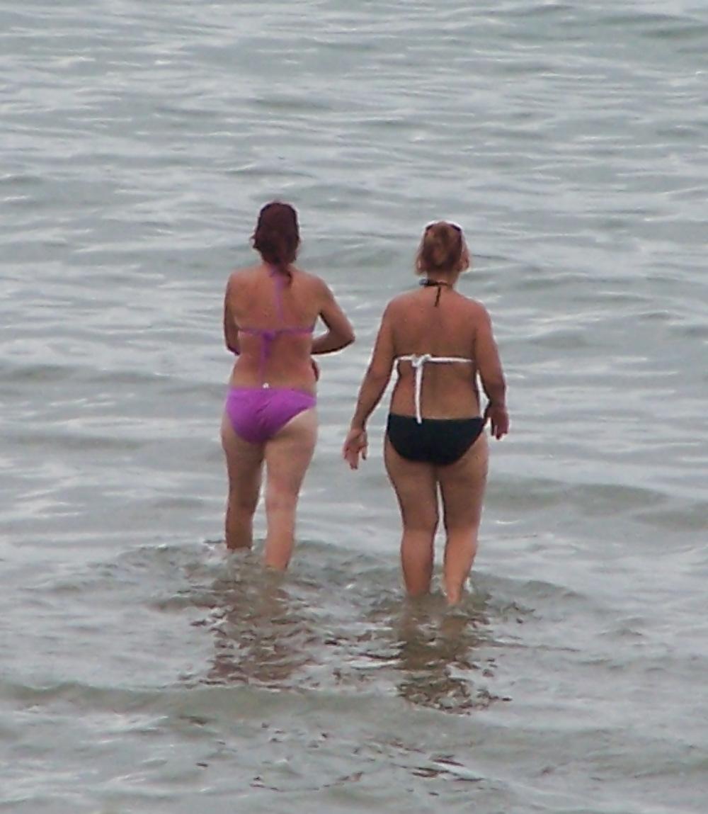 25P In the beach 2