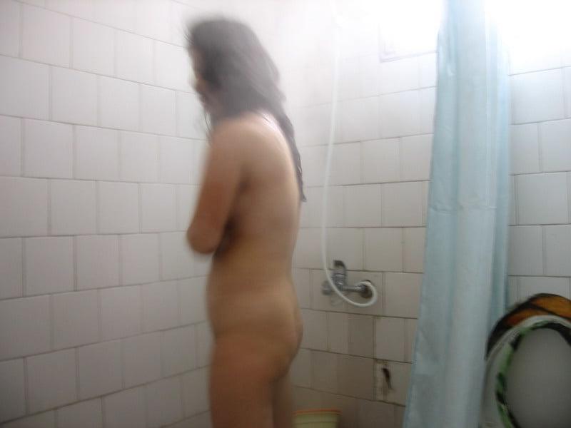 20P Hong Kong mature prostitute 2