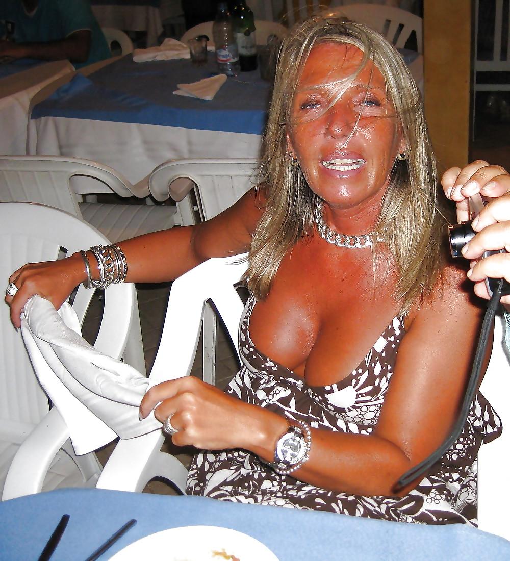 25P Milf mature 17