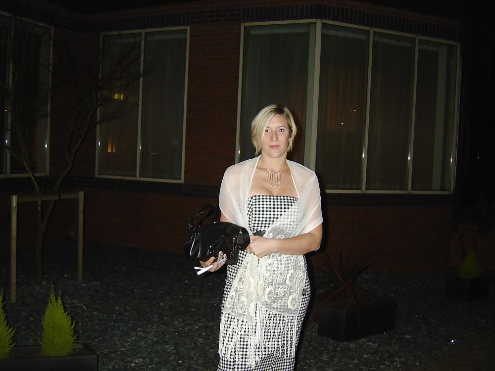 25P Blonde UK Wife On Honeymoon