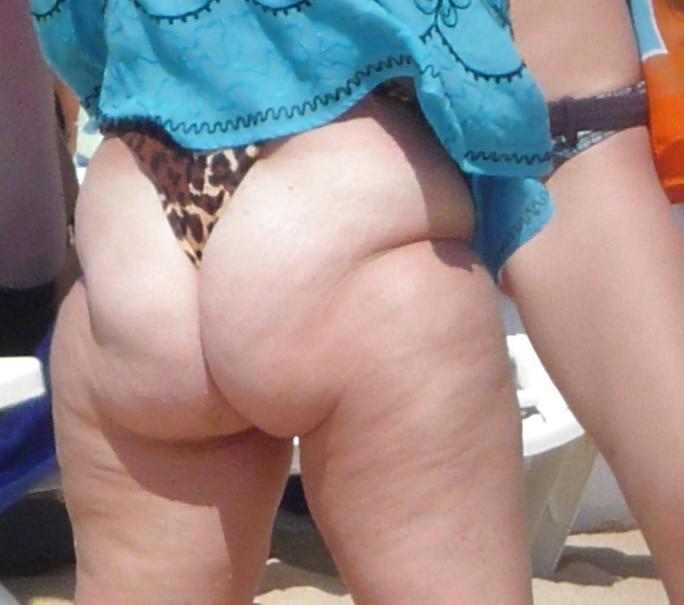 9P Super greasy white ASS beach 1