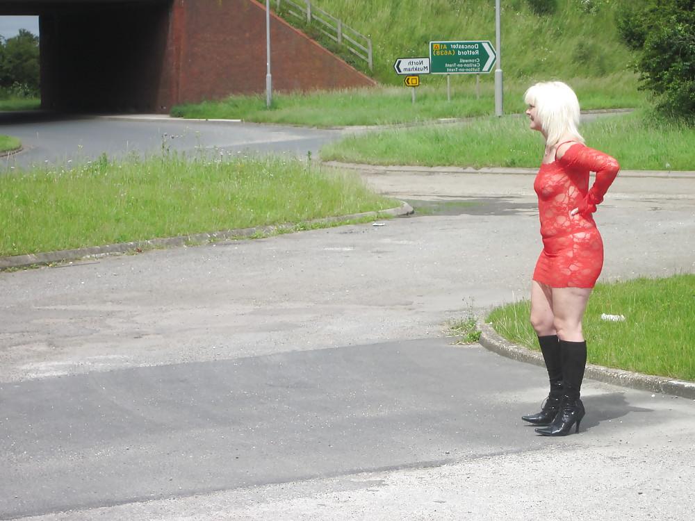 25P Lincs milf flashing again