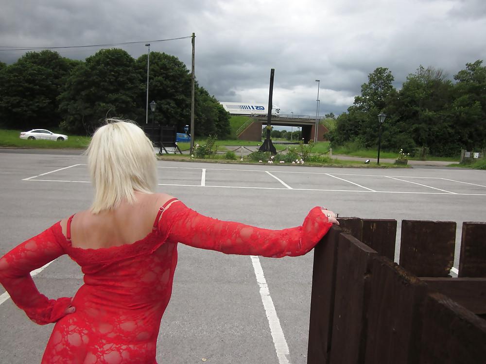 25P Lincs milf flashing again