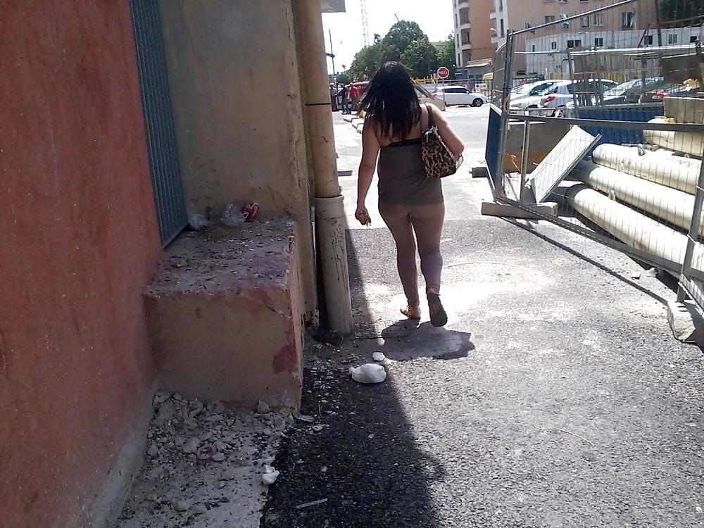 21P Voyeur Beach Candid