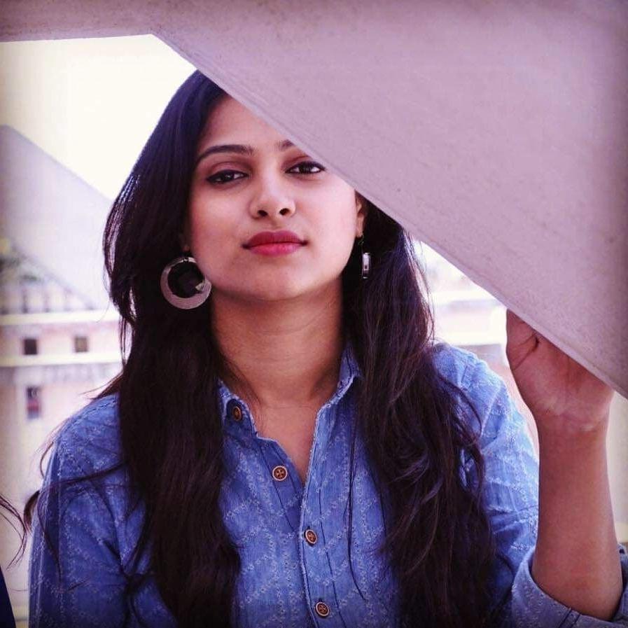 25P Kavitha(give hot comments and cum tribute on this gotta lady