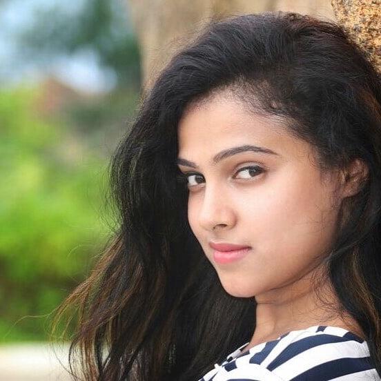 25P Kavitha(give hot comments and cum tribute on this gotta lady