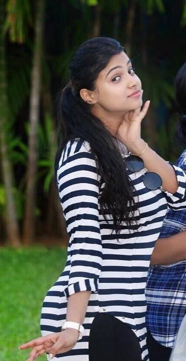 25P Kavitha(give hot comments and cum tribute on this gotta lady