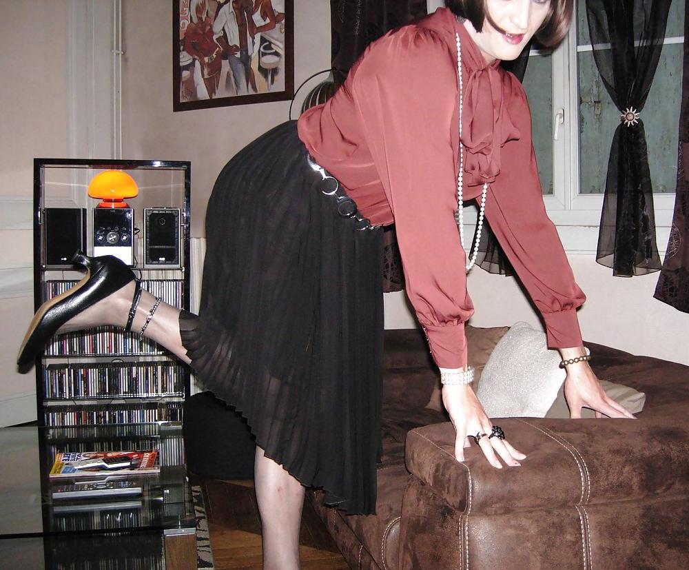 11P SECRETARY