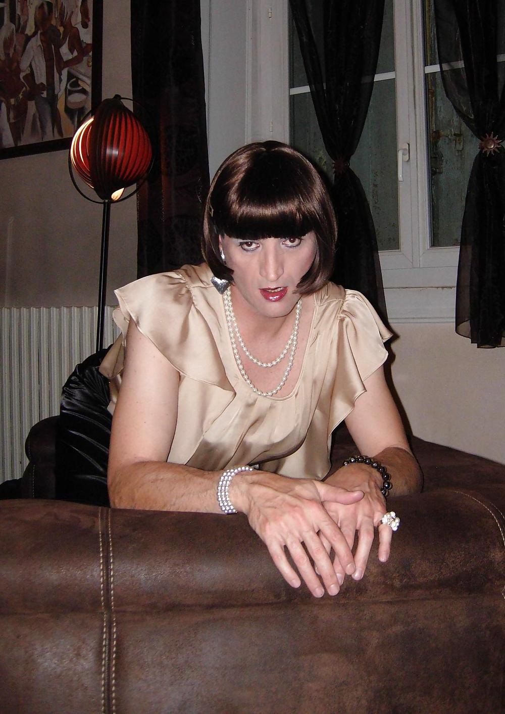 11P SECRETARY