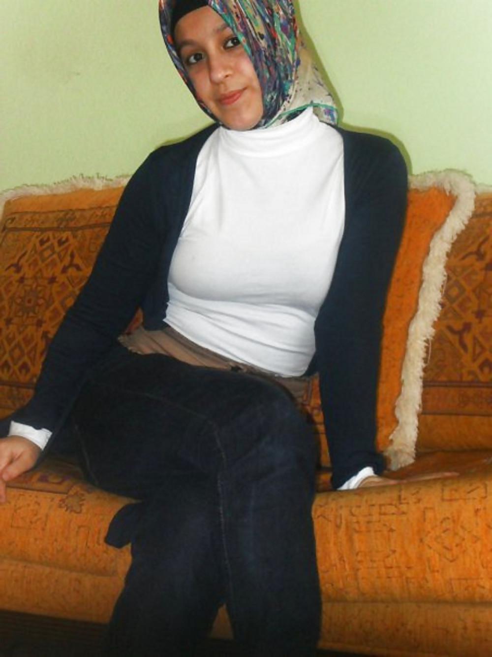 7P Arab woman with big chest 3