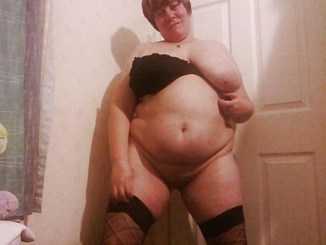 20P Big Fat Hangers On This Woman