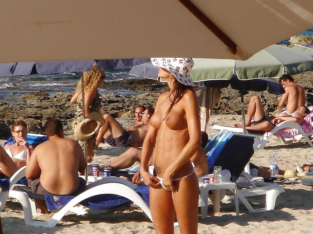 15P Nice beach, bikini and pool girls 6