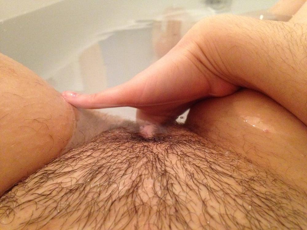 11P Hairy Pussy