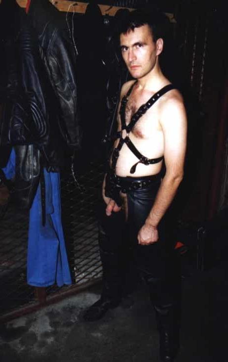 25P In leather and rubber for sex 1