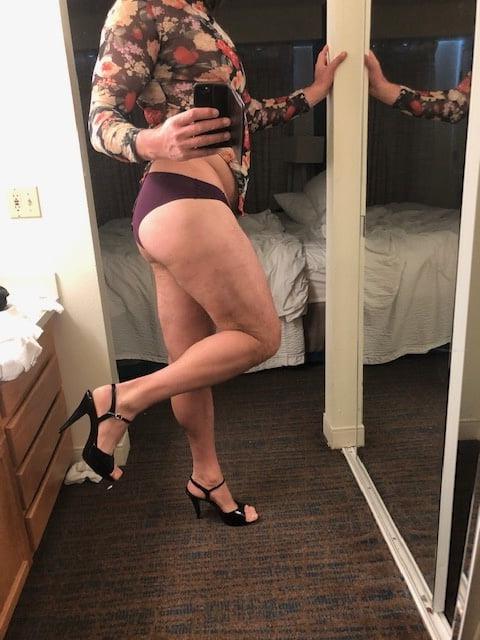 7P Legs crossed