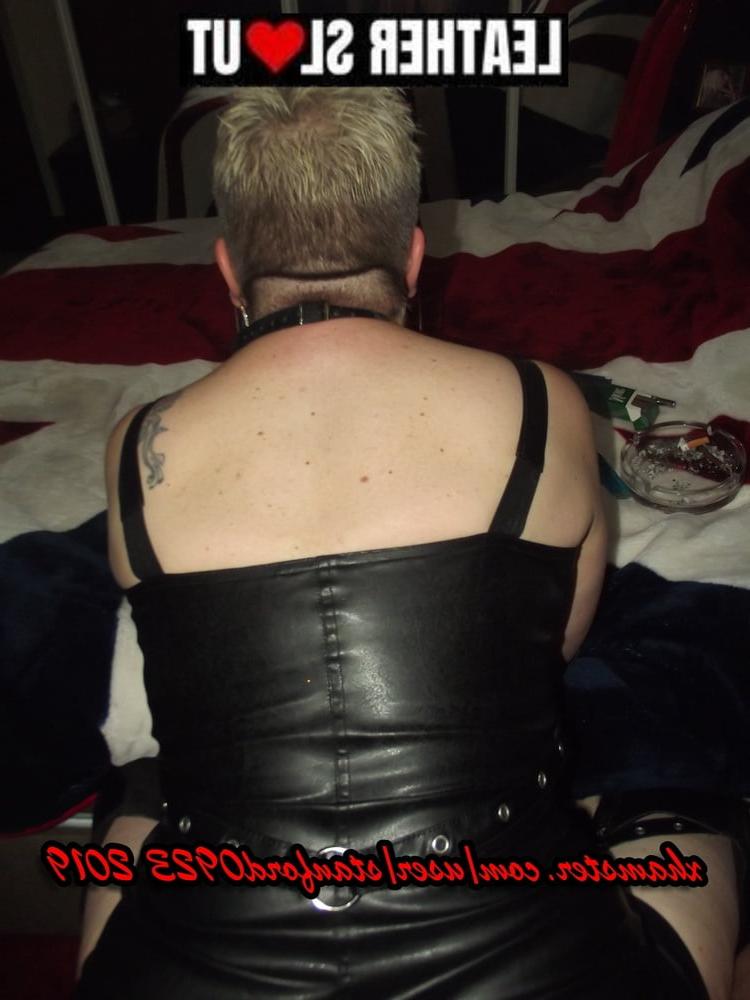 25P LEATHER SLUT 19