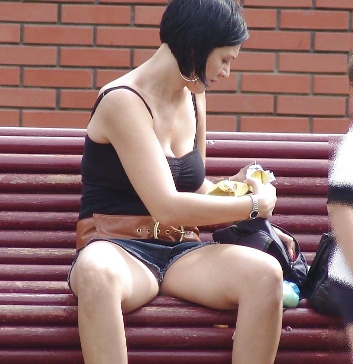 25P Flashing Moms 2