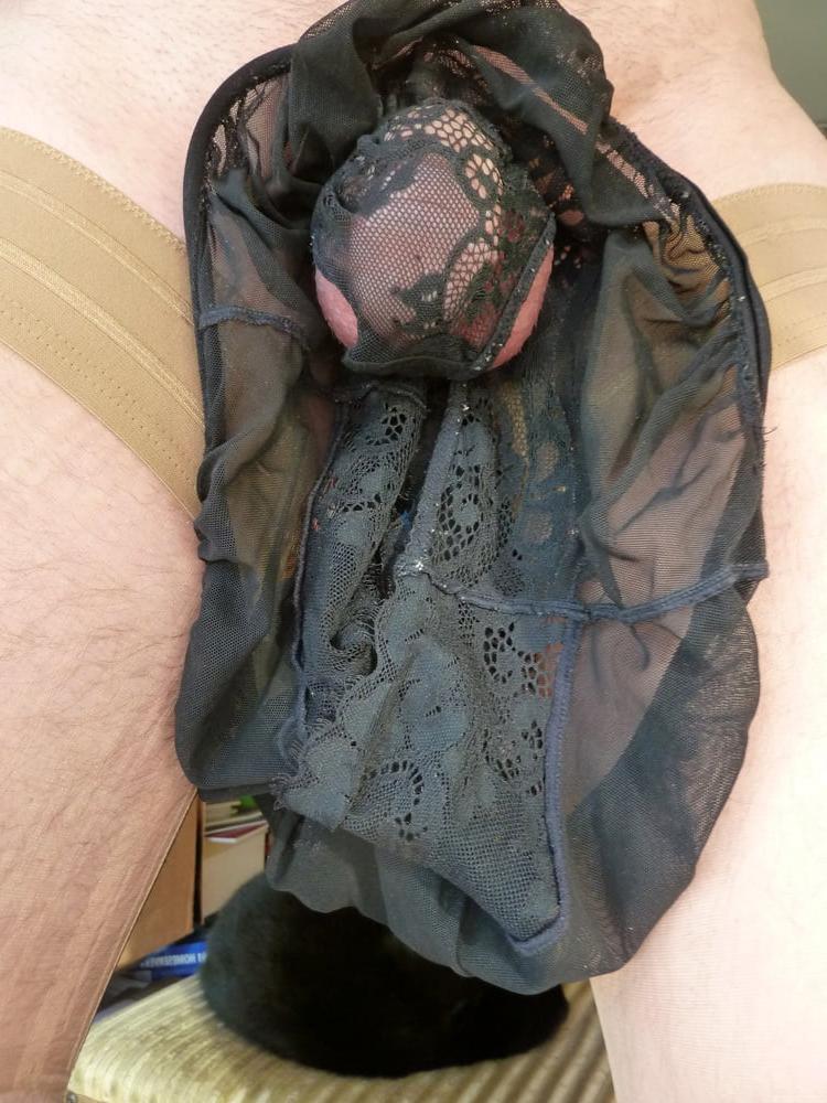 18P My wife's pants