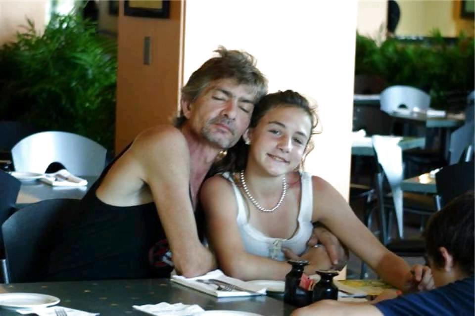 25P GIRLS LOVE OLD DADS III