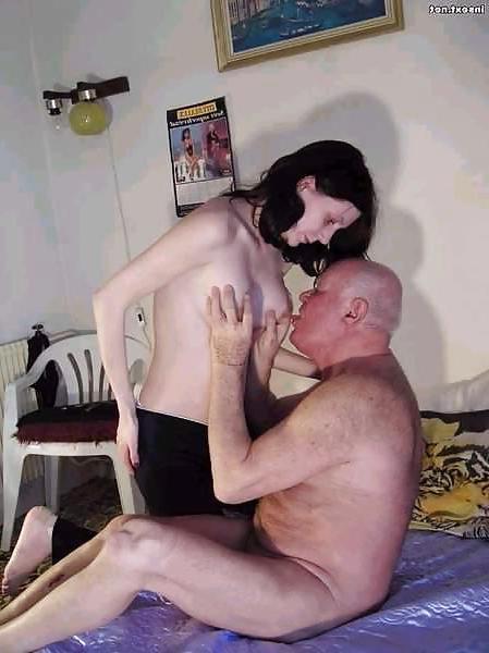 25P GIRLS LOVE OLD DADS III