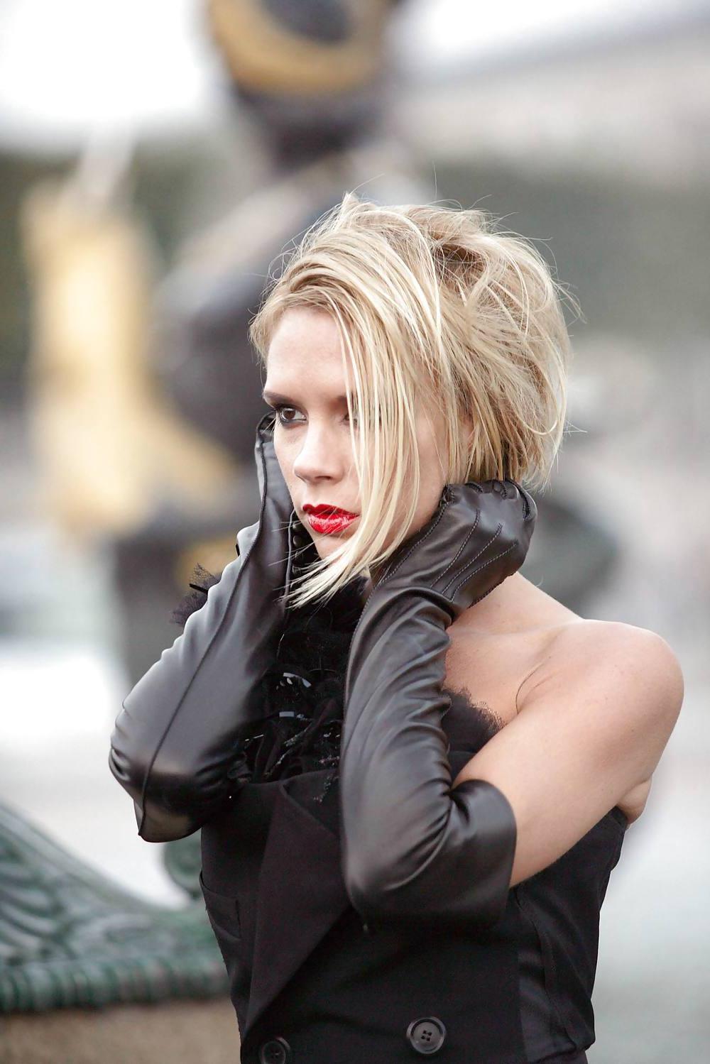 24P Posh Spice in Leather