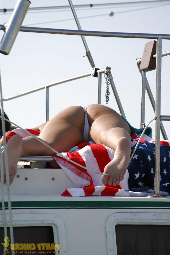 21P Ass on th beach