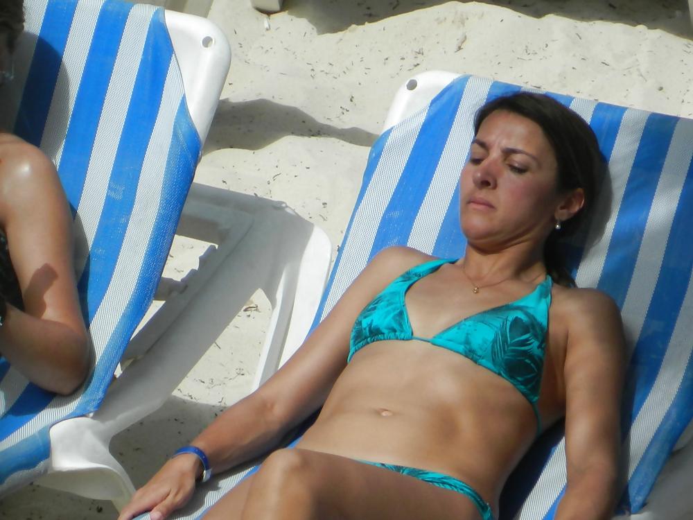 20P Sneaky beach shots part 1