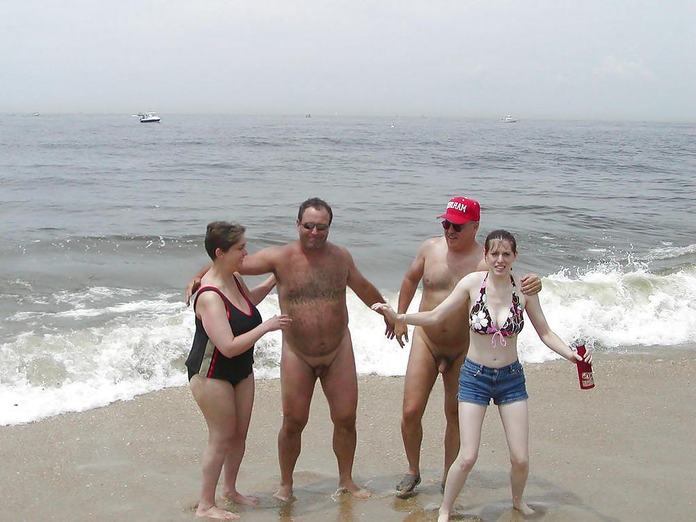 25P A Good Beach Day