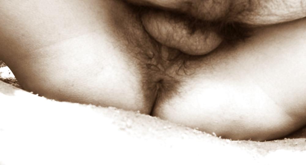 13P Retro hairy pussy fuck!