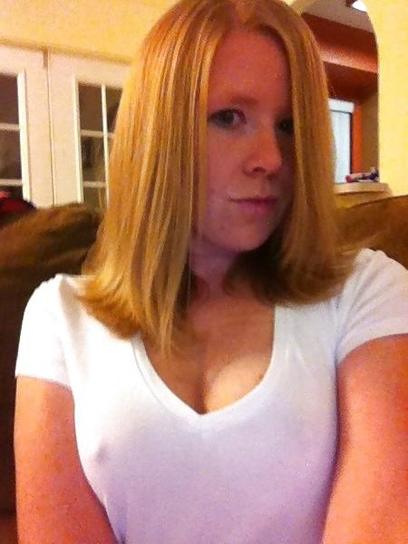 25P Sexy Blonde Lesbian Woman