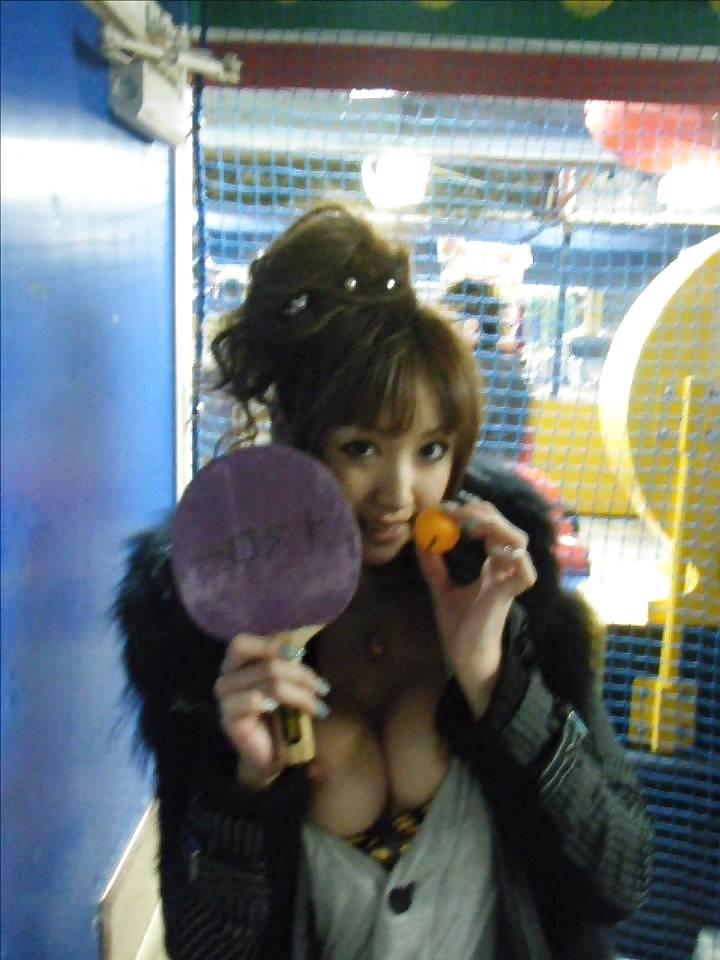 25P Japanese College Girl Flashing 