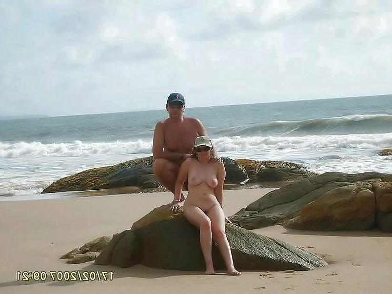 25P Cute Beach Teens