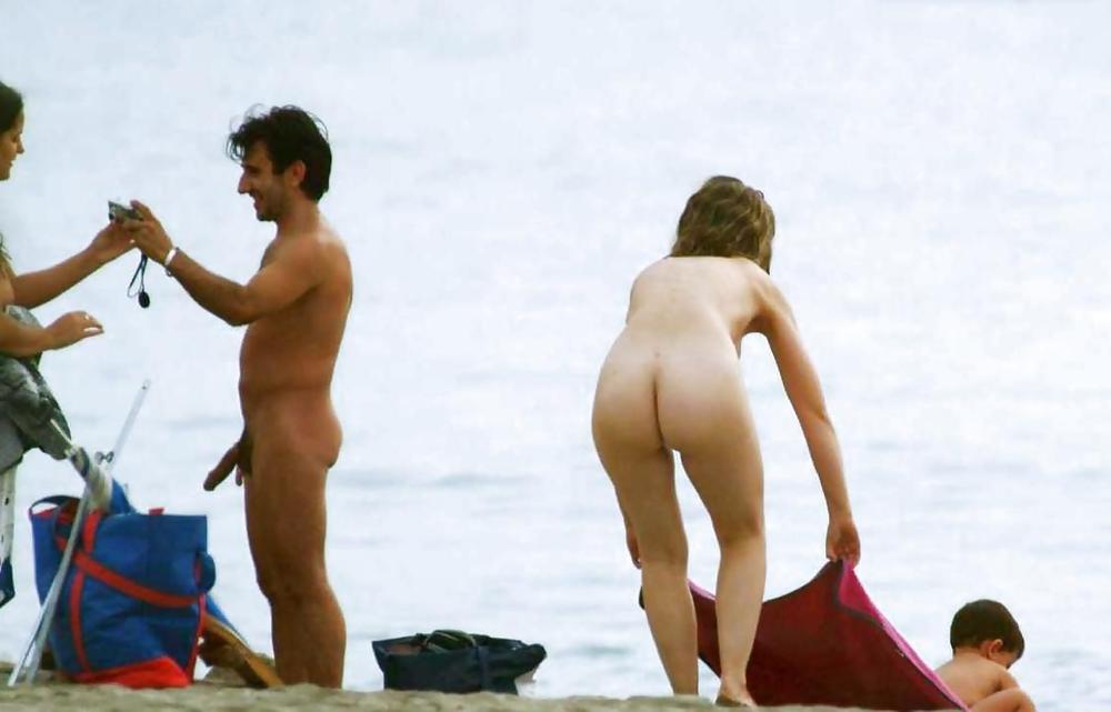 25P Cute Beach Teens