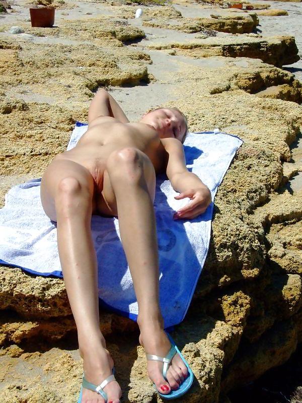 25P Nudist Beach Fun