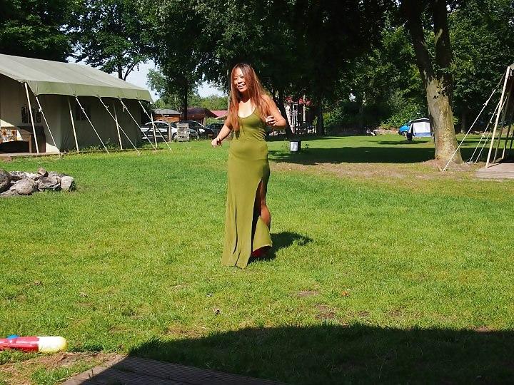 24P Amateur Chinese woman is sexy mommy