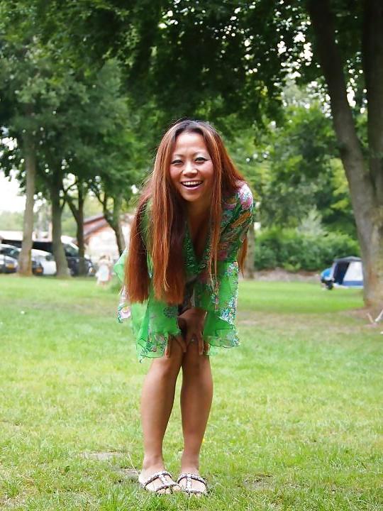 24P Amateur Chinese woman is sexy mommy