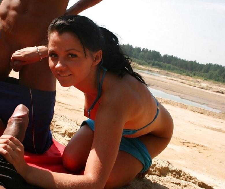 9P 3 0n 1 Beach Sex