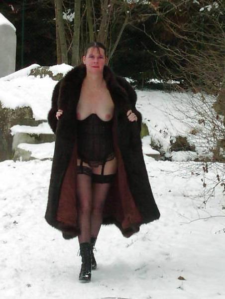 25P Les salopes s exhibent ( milf , mature )