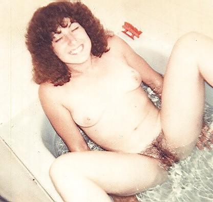 25P More hairy mature moms, wives and milfs