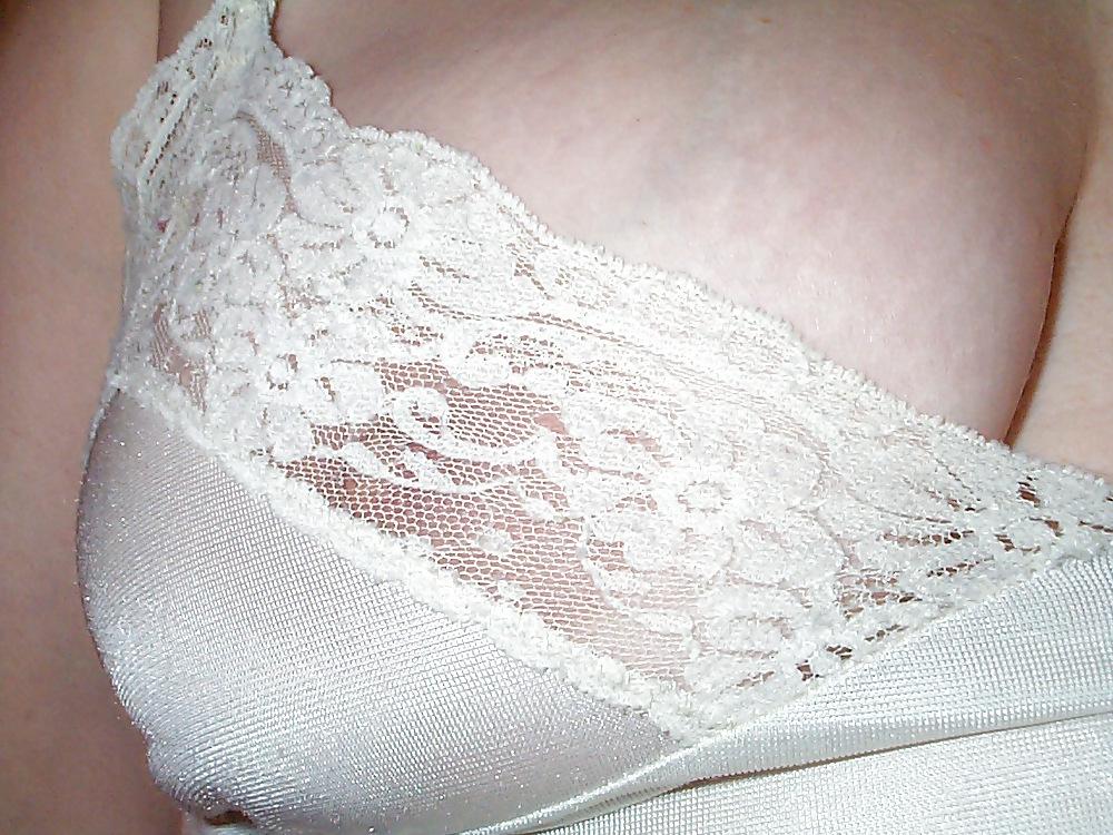 25P Hairy Pussy in Lace Slip