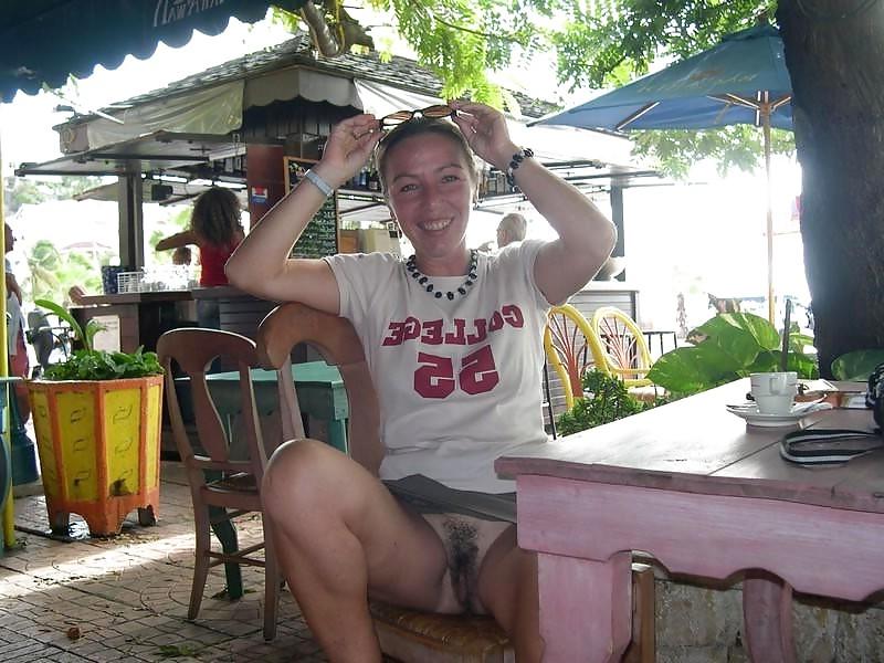 25P MILF flashing - 6