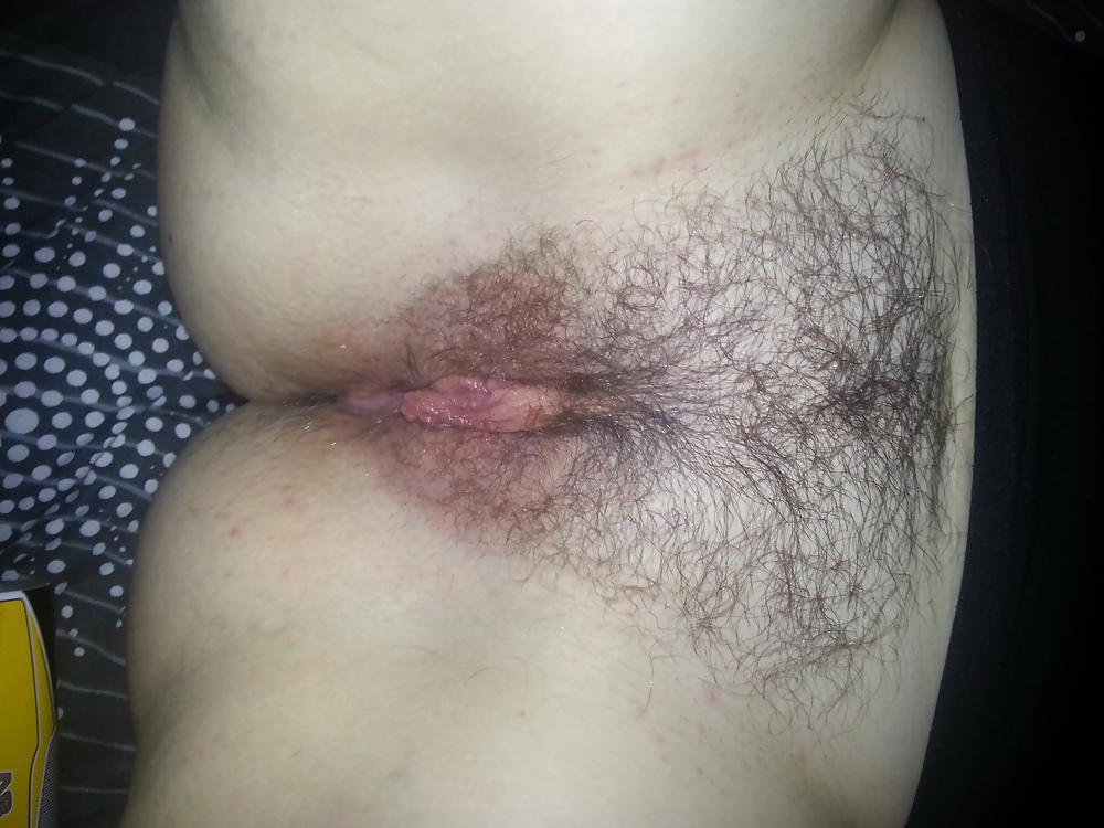 11P Hairy pussy of gf