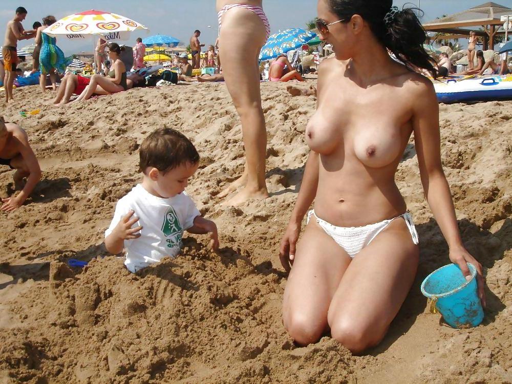 9P Beach Public Nudity1