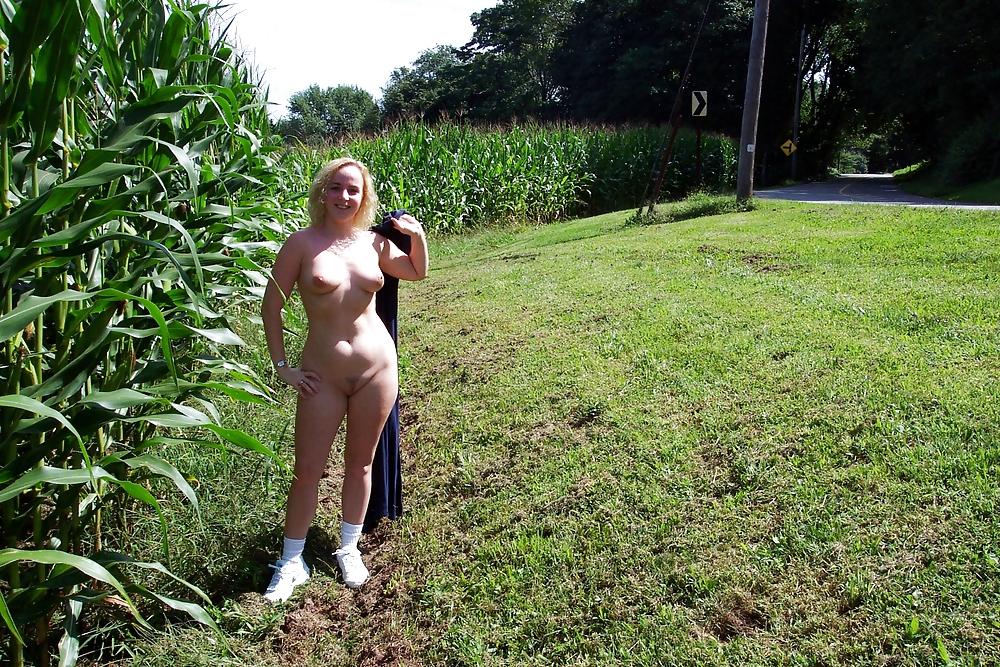 20P Kim flashing on vacation