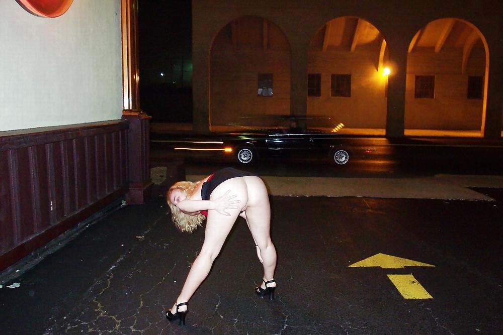 20P Kim flashing on vacation