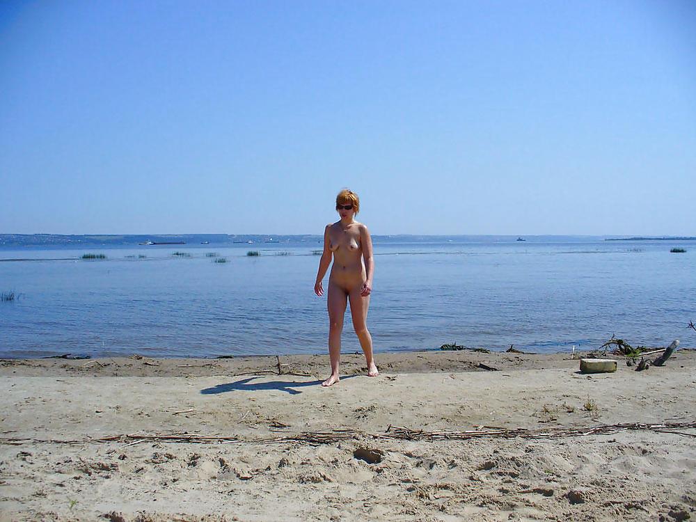 25P Horny Beach Day