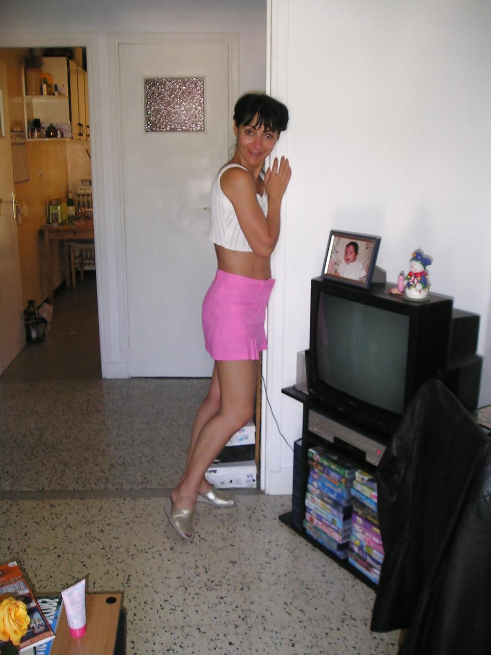 25P Gorgeous Milf Carole